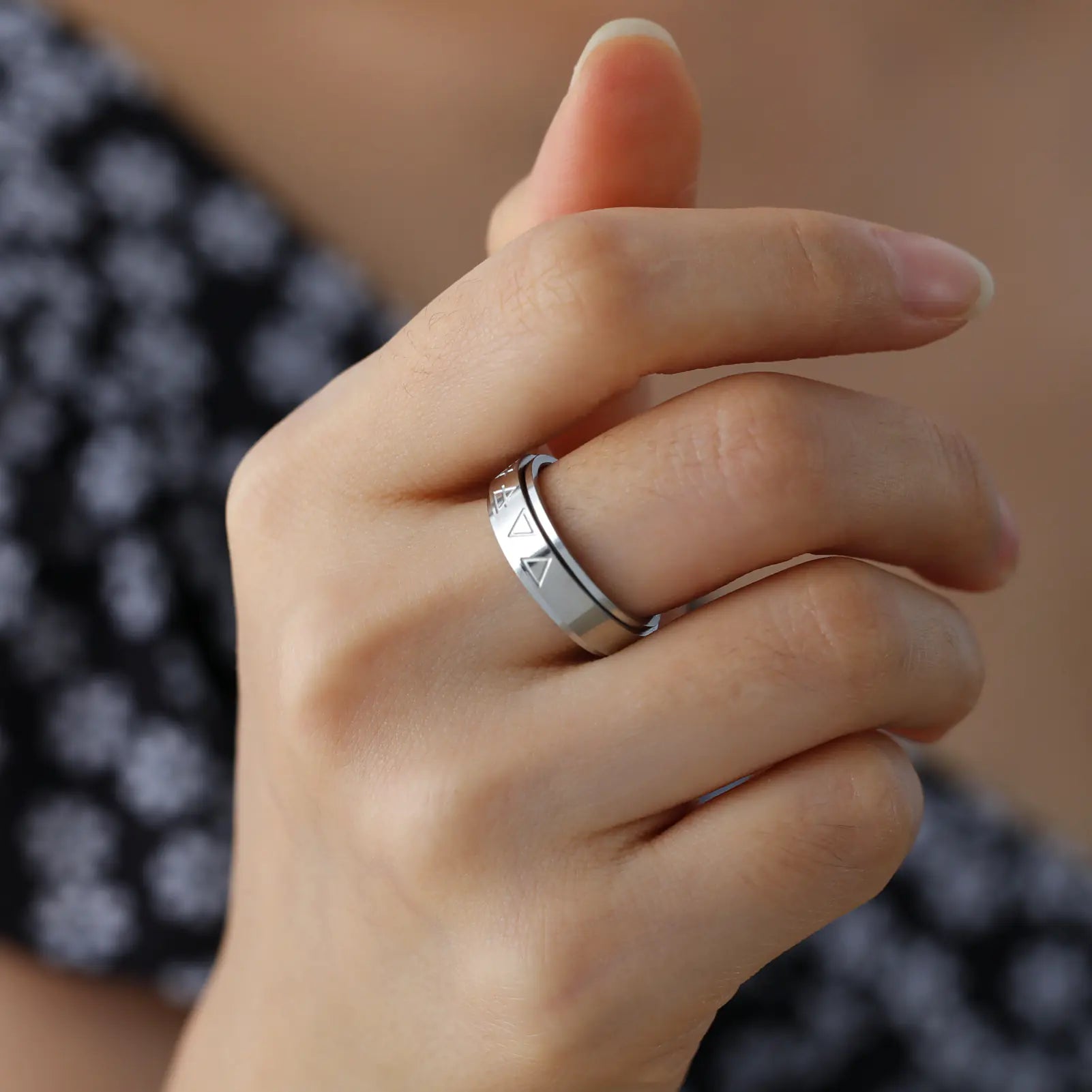 Rotatable  Pattern Stainless Steel Ring